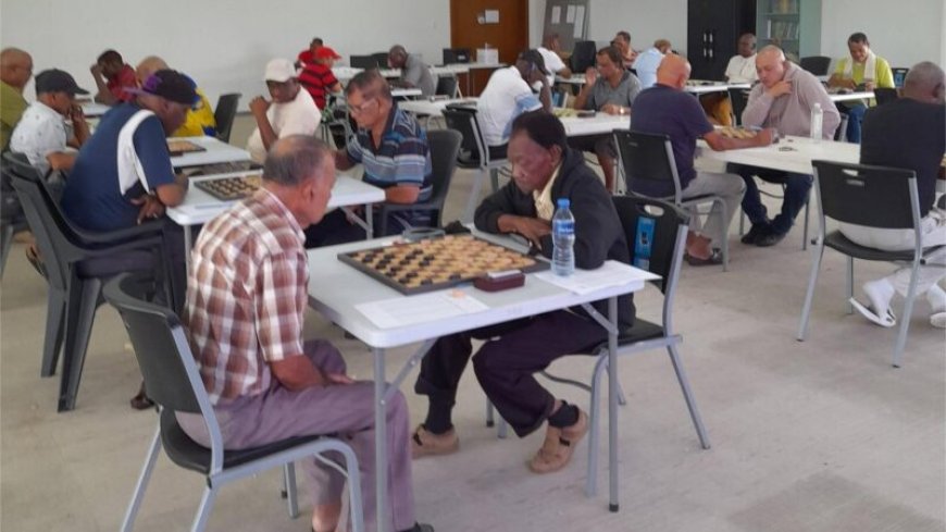 27 dammers in veteranenkampioenschap