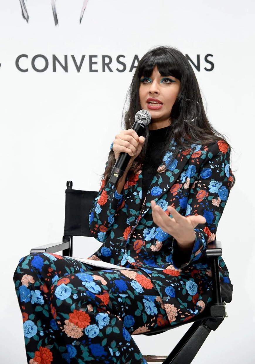 Jameela Jamil verklaart teksten over Blake Lively: “Commentaar is uit context gehaald”