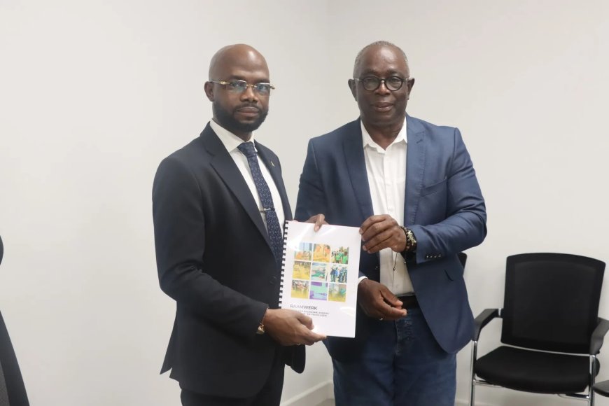 Evaluatierapport dak- en thuislozen overhandigd aan minister