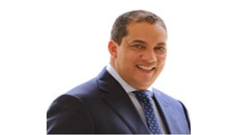 Ex-governor Van Trikt moet zich aanmelden bij de gevangenis; Kanhai in overleg met OM