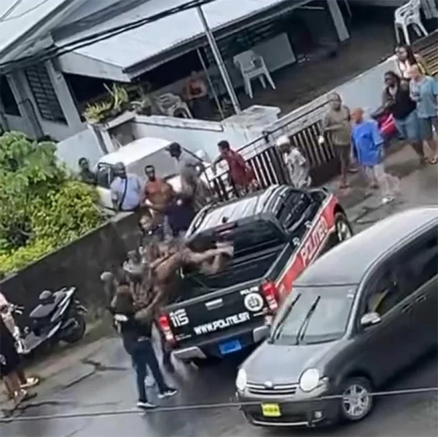 Jones uit zorgen over mishandeling verdachte; politie start intern onderzoek