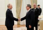 Putin ontmoet Cubaanse Buza-minister in Moskou