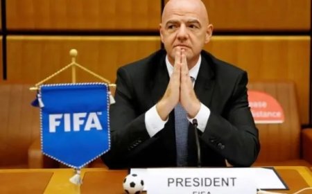 Infantino pleit voor opheffing van Rusland-ban en verzet zich tegen uitsluiting van Israël