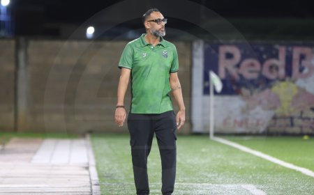 Transvaal en voorzitter Achaibersing uit elkaar