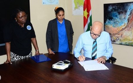 100 tablets Census-9 geschonken aan MinOWC