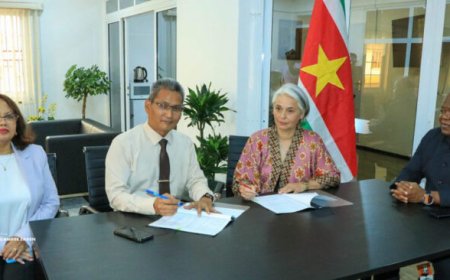 MOU tussen NAS en CBF ondertekend in vergaderzaal Binnenlandse Zaken