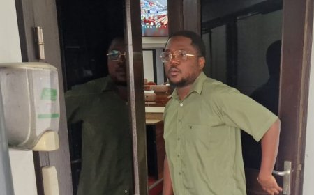 Atompai dient initiatiefwetten in om vergoeding DNA-leden, rechterlijke macht en president te