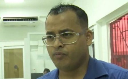 SZF-directeur Oemraw op non-actief gesteld