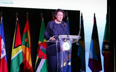 President Simons benadrukt jongeren, energie en regionale zelfredzaamheid op CARICOM-top