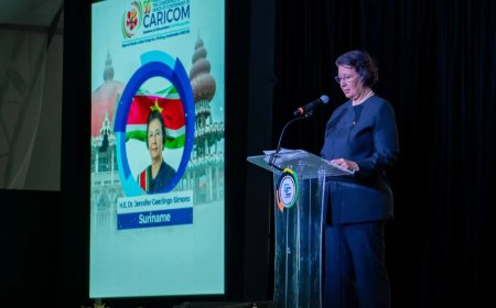 Simons benadrukt jongeren, energie en klimaatrechtvaardigheid op CARICOM-top