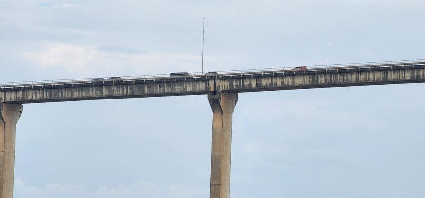 DE DEPLORABELE STAAT VAN ONZE BRUGGEN