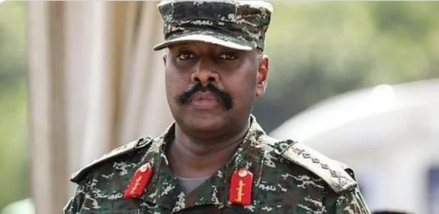 Legerchef bedreigt oppositieleider met castratie en claimt afstamming van Jezus