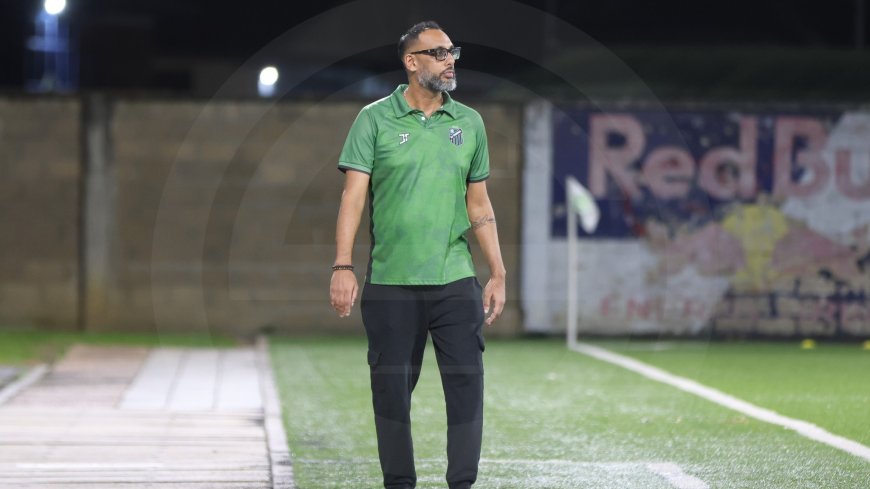 Transvaal en voorzitter Achaibersing uit elkaar