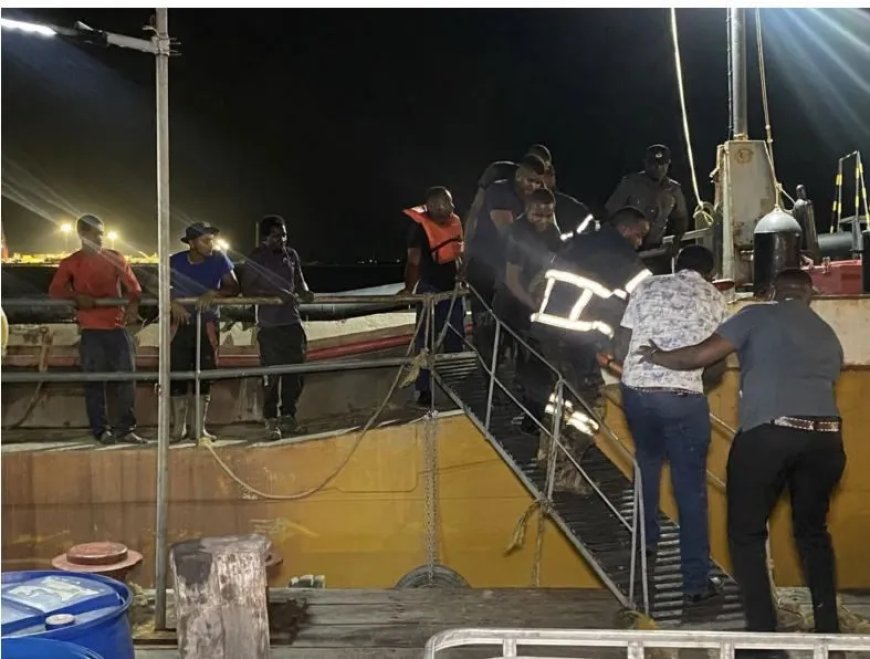 Vier bemanningsleden dood aangetroffen op schip in Guyana; koolmonoxidevergiftiging vermoed