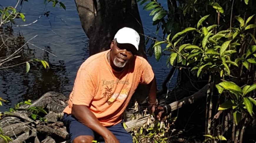 Overleden gitarist Henry Menes van Fun Masters was een gedreven pokuman