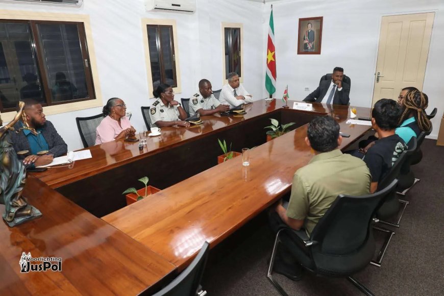 Stichting SuDoBe ontvangen door minister Monorath: “Wij willen gelijke rechten”