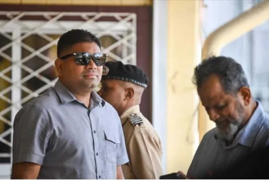Arrestatiebevel tegen Azruddin Mohamed in Guyana  na afwezigheid bij zitting
