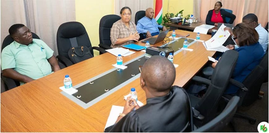 RO  wil via liba krutu vaart brengen in grenswet Suriname–Frans-Guyana