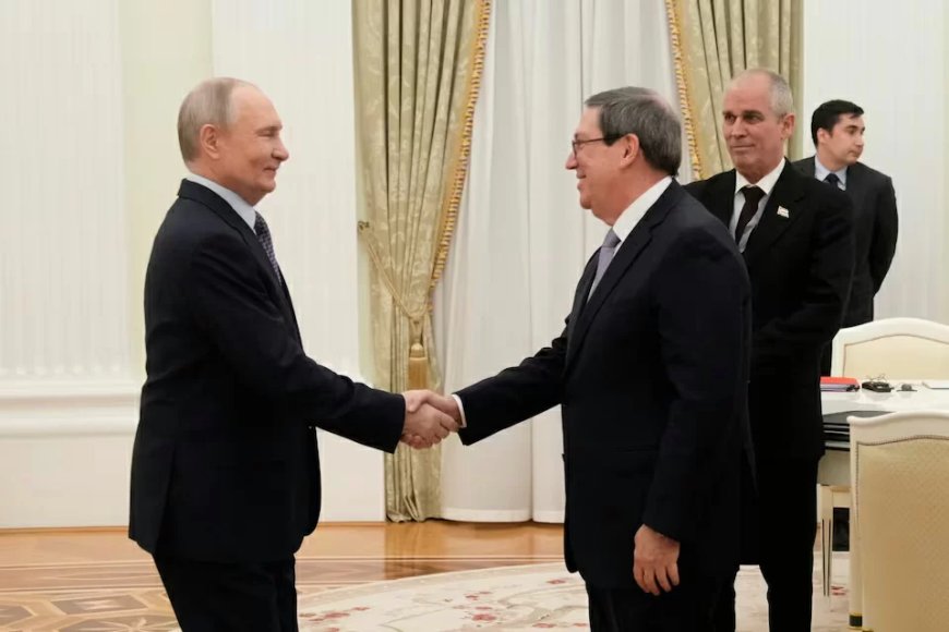 Putin ontmoet Cubaanse Buza-minister in Moskou