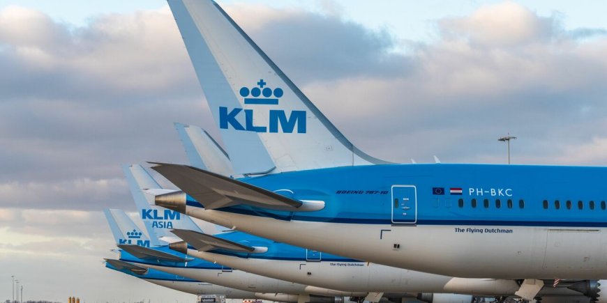 Botsing tussen twee KLM-toestellen op Schiphol: geen gewonden