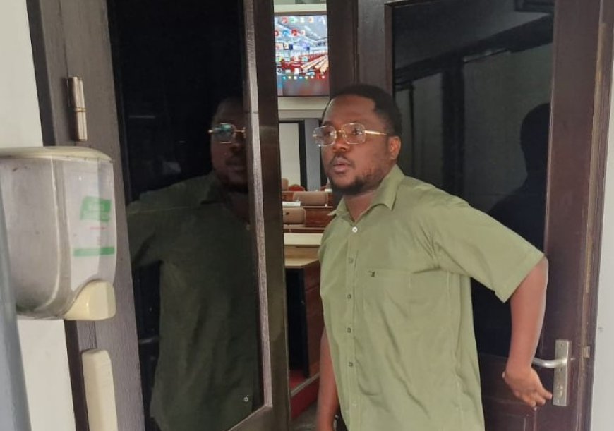 Atompai dient initiatiefwetten in om vergoeding DNA-leden, rechterlijke macht en president te