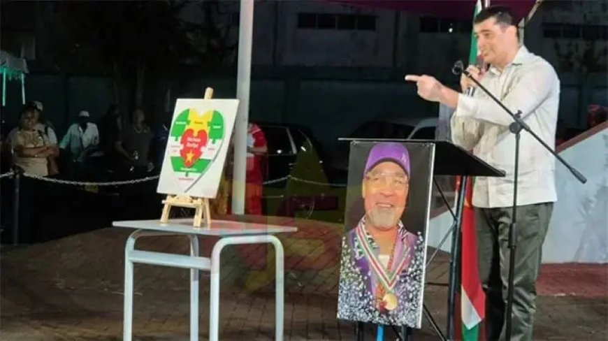 Adhin herdenkt 25 februari: Bouterse centraal, oproep tot eenheid