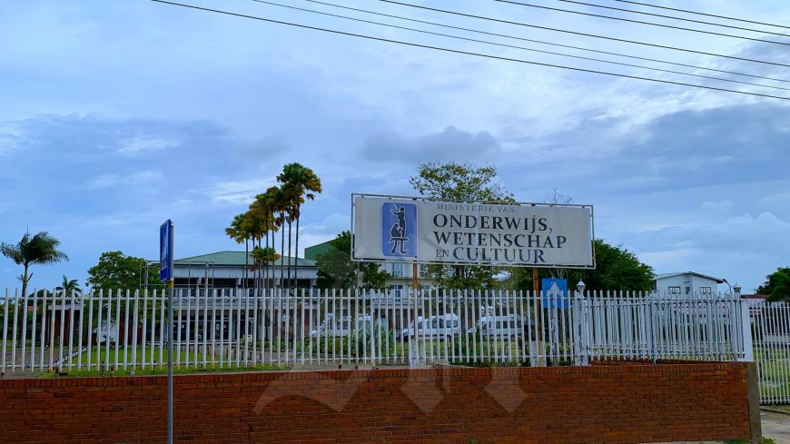 Leraren Imeao 3 uiten misnoegen over uitblijven betalingen