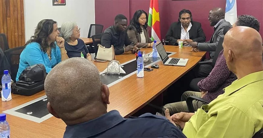 Werk Melkcentrale hervat na overleg met minister Noersalim