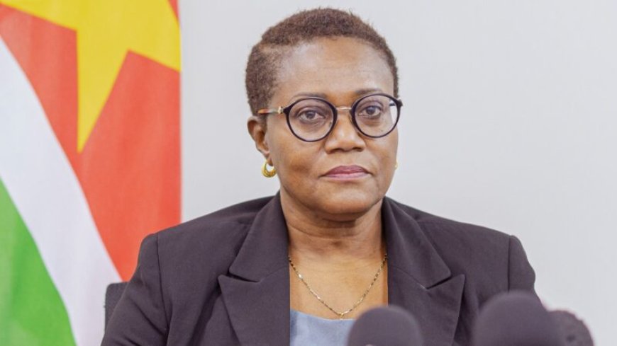 Deviezenreserve op US$ 1,8 miljard; importdekking bijna acht maanden