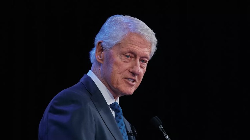 Bill Clinton ontkent strafbare feiten in Epstein-zaak: “Ik heb niets illegaals gedaan”