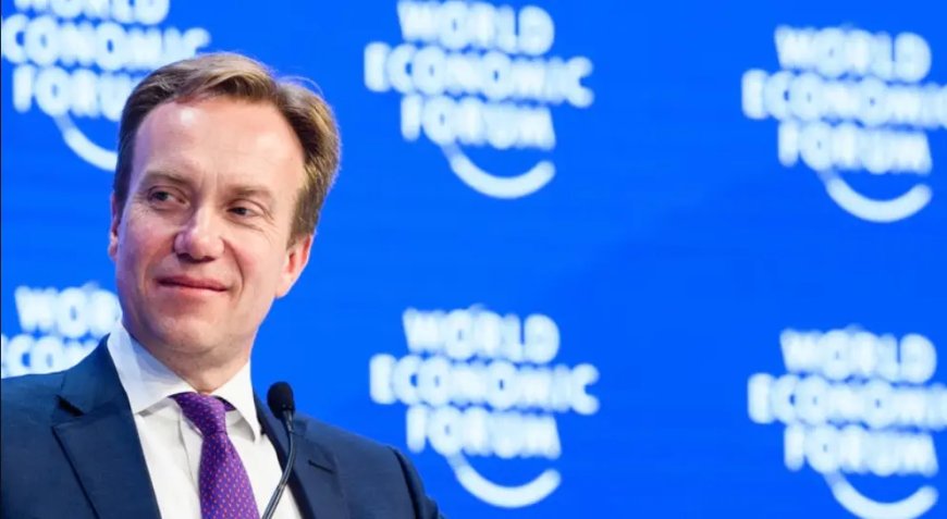 Topman World Economic Forum stapt op na ophef over band met zedendelinquent Epstein