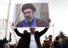 Iraanse elite twijfelt aan Mojtaba Khamenei als opvolger; eerder behandeld voor impotentie in