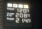 Opmerkelijk – Duits tankstation toont verkeerde dieselprijs, klanten willen tank van 1.000 li
