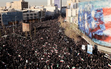 Vieringen én rouw bij dood ayatollah Ali Khamenei na aanval VS en Israël