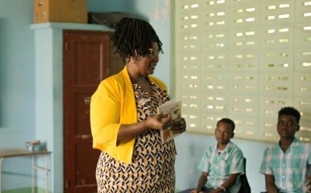 Minister Pokie: “Door veel te lezen, kom je veel te weten”