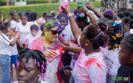 Phagwa brengt kinderen uit tehuizen samen op Onafhankelijkheidsplein