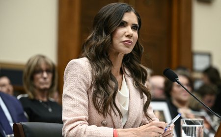 Trump vervangt minister Noem van Binnenlandse Veiligheid