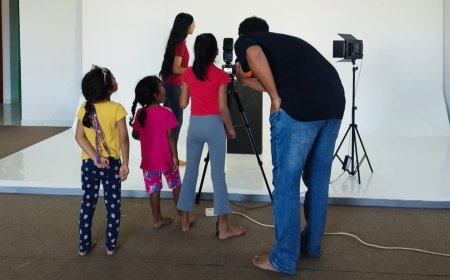 Kunstenaar Ruth-Rachel Joeroeja start creatief centrum voor kunst en media