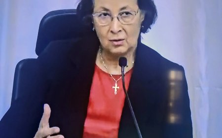 President gaat in op internationale crisis en stelt bevolking gerust