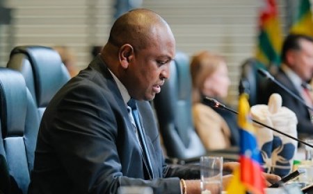 Minister Bouva benadrukt rol CELAC bij regionale samenwerking