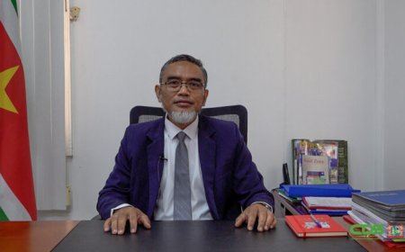 Ravenberg vervangen door waarnemend directeur Dwight Pinas