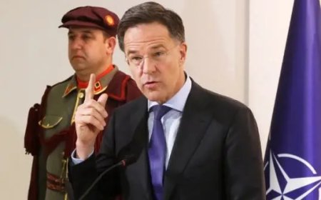 Rutte steunt VS-oorlogslijn tegen Iran en roept vragen op over leiderschap