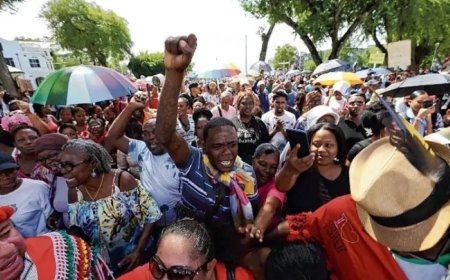 COLUMN Het volk laat zich keer op keer voor de gek houden