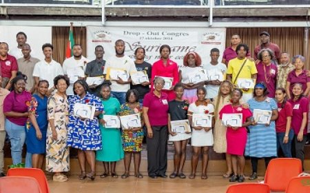 President Simons geeft jonge ondernemers duwtje in de rug