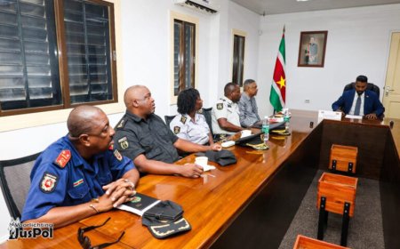 Minister Monorath installeert aanbestedingscommissie