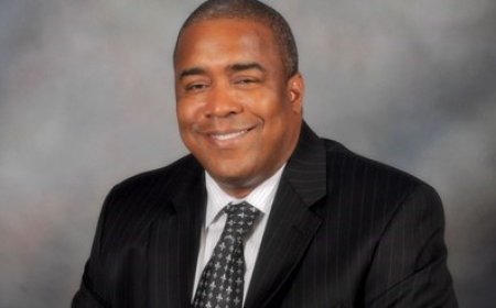 De beerput van Hoefdraad gaat over ons geld