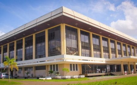 VAN BORDO NAAR DAMARU: LOYALITEIT LOONT