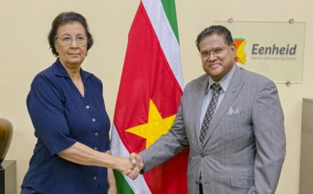 Regering-Simons reageert op overlijden Santokhi: “Zijn dienst zal in herinnering blijven”