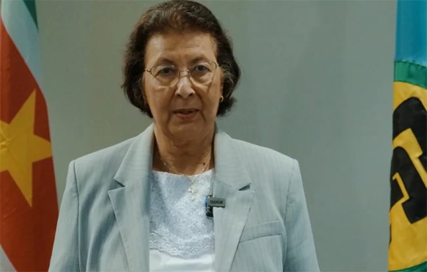 President terug van Caricom-top: bilaterale relaties versterkt