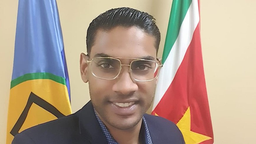 Breaking: Richano Santokhi aangehouden op Zanderij na uitzetting uit VS